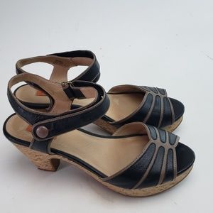 Miz Mooz size 19 black and taupe leather heels